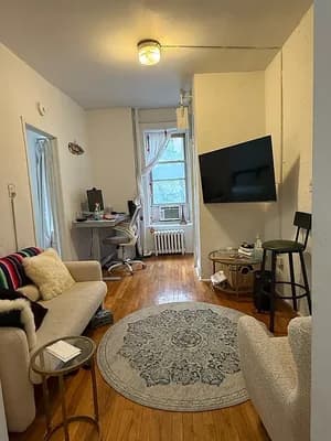 320 East 49 Street #32, Manhattan, NY 10017