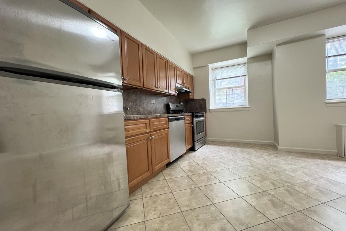 400 Argyle Road #LB1, Brooklyn, NY 11218 100