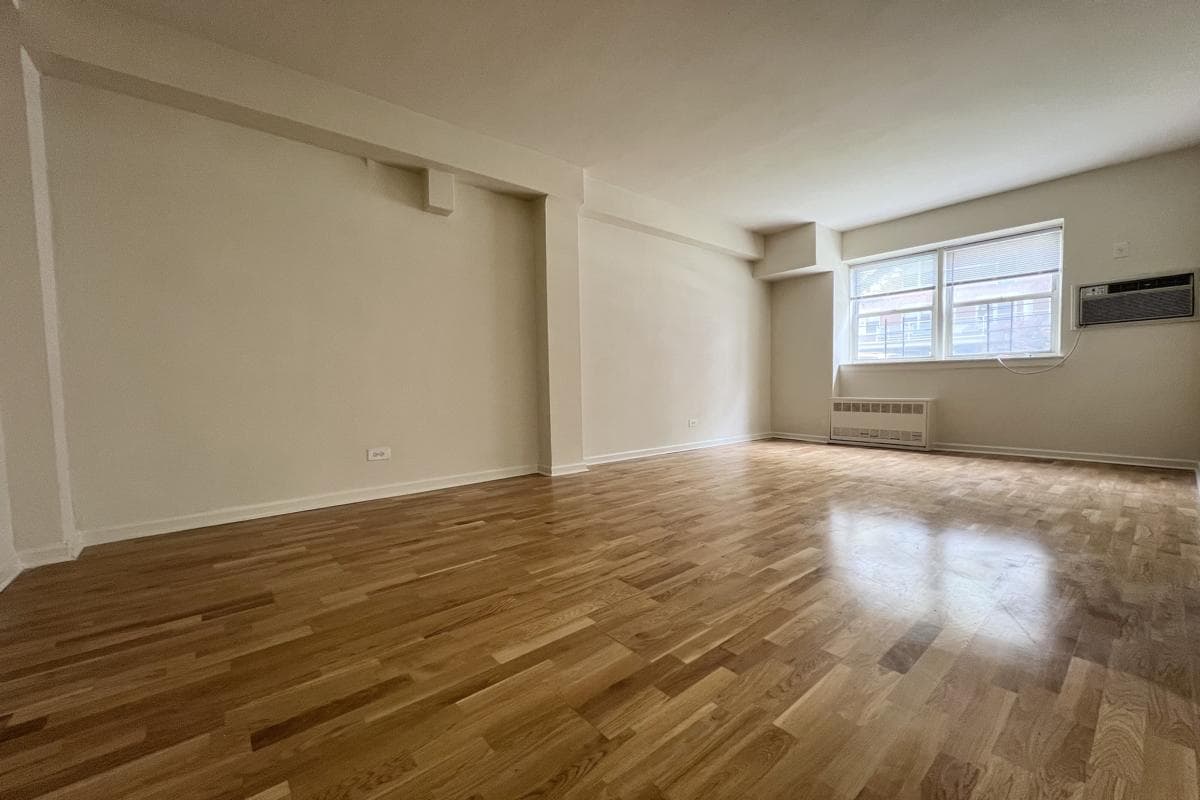 400 Argyle Road #LB1, Brooklyn, NY 11218 100