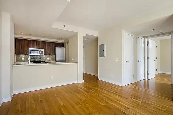 303 10 Avenue #5A, Manhattan, NY 10001