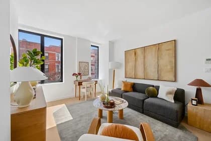 645 Park Place #7F, Brooklyn, NY 11216