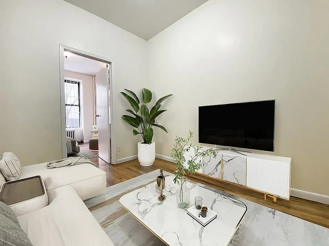 412 Cathedral Parkway #10, Manhattan, NY 10025 apartment_living_room 1