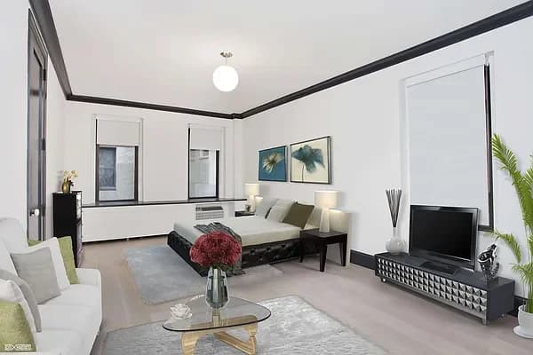 220 West 24 Street #5T, Manhattan, NY 10011 apartment_living_room 1