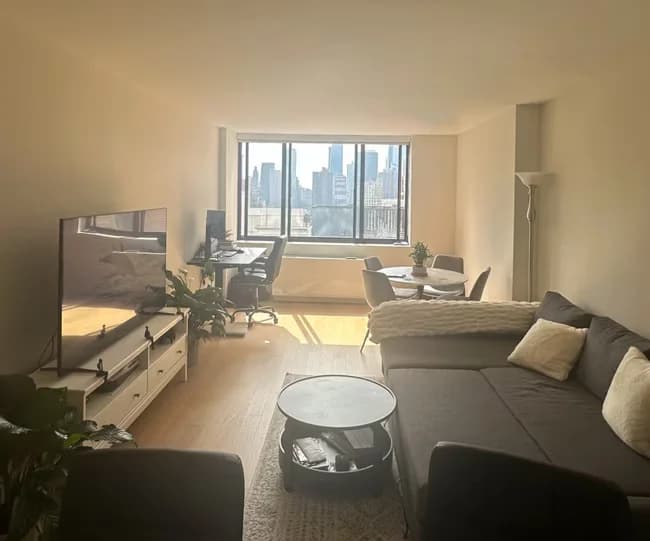 One Columbus Place 400 W 59 St #S31C, Manhattan, NY 10019 apartment_living_room 1