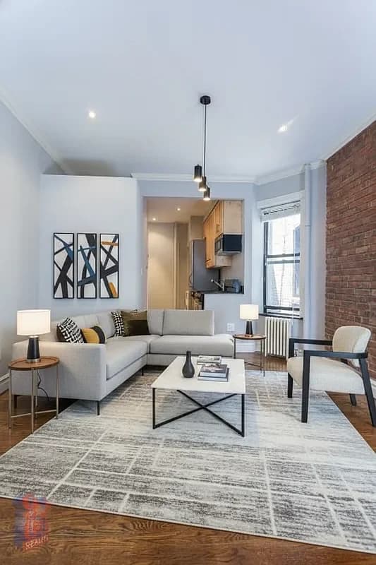 52 Barrow Street #5A, Manhattan, NY 10014 apartment_living_room 1