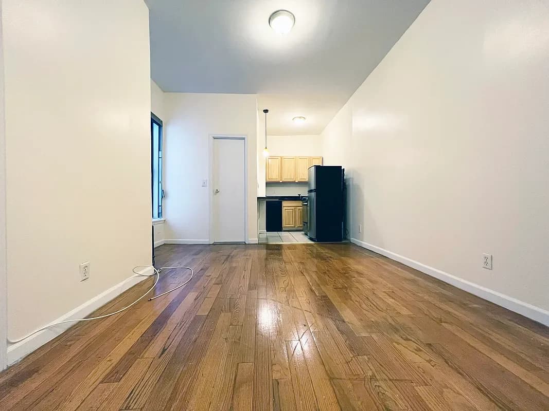 408 West 130 Street #55-A, Manhattan, NY 10027 apartment_living_room 1