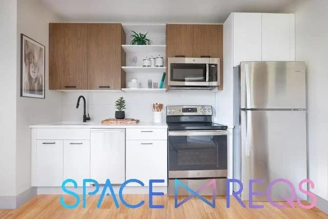417 East 135 Street #2B, Bronx, NY 10454