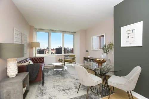 25-29 44 Drive #1120W, Queens, NY 11101 - Image 1