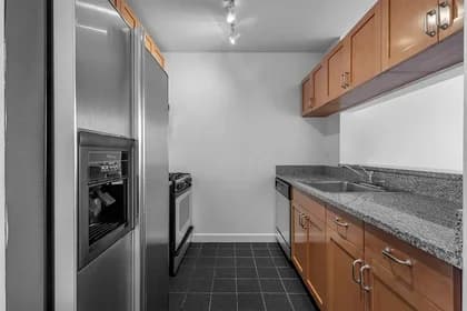 420 West 42 Street #26E, Manhattan, NY 10036