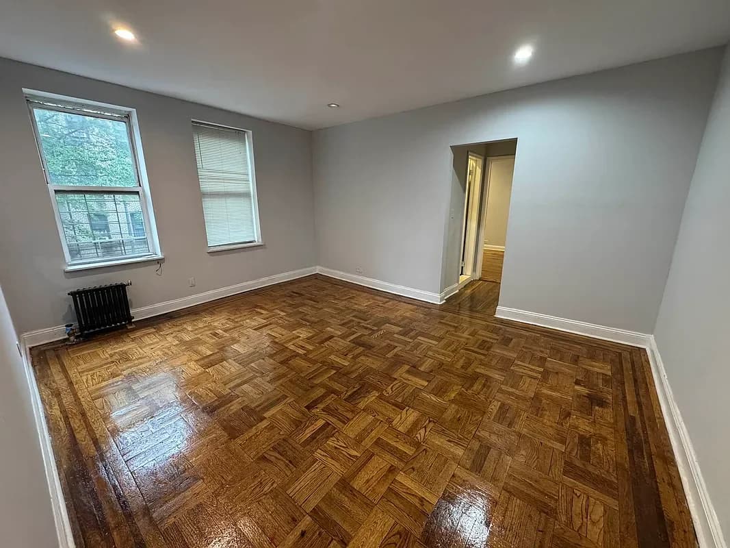 2326 Loring Place North #3F, Bronx, NY 10468 apartment_living_room 1