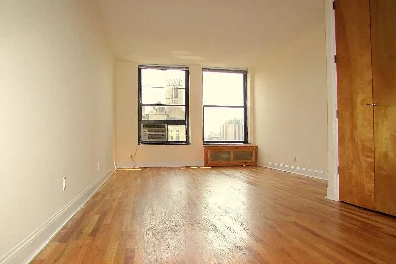270 Park Avenue South #11C, Manhattan, NY 10010 apartment_living_room 1