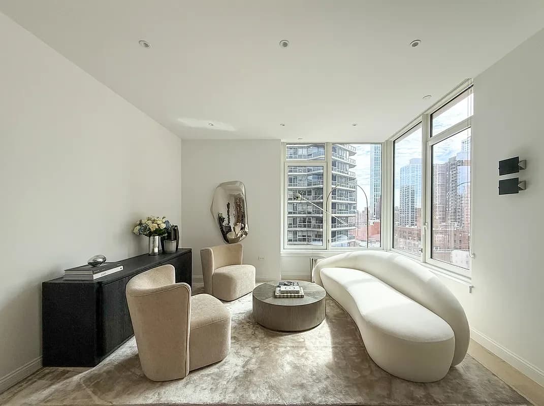 1026 3 Avenue #15E, Manhattan, NY 10065 apartment_living_room 1