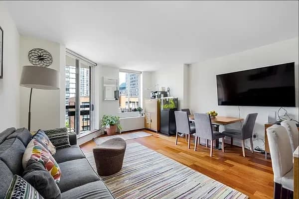 215 South End Avenue #1012, Manhattan, NY 10280