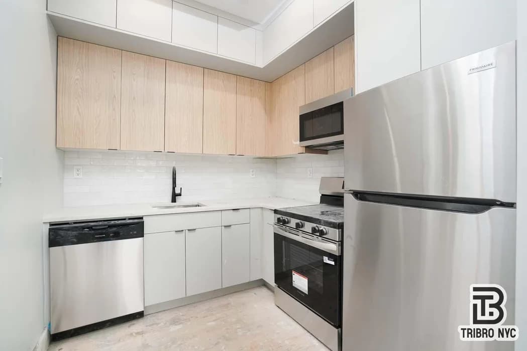 92 Manhattan Avenue #1D, Brooklyn, NY 11206 1