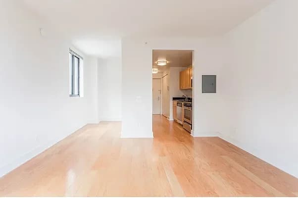 323 West 96 Street #810, Manhattan, NY 10025