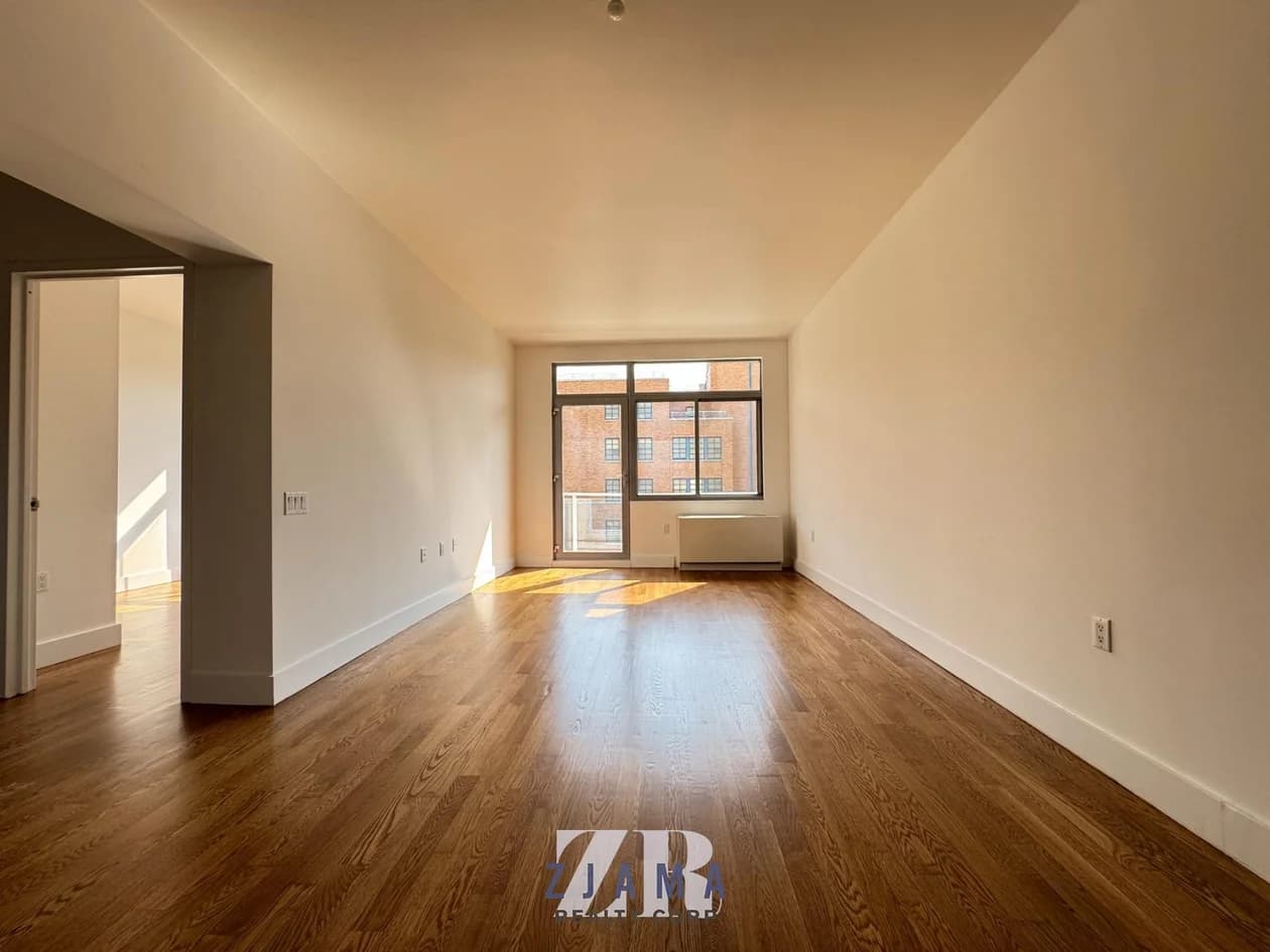 836 Bergen St #313, Brooklyn, NY 11238 apartment_living_room 1