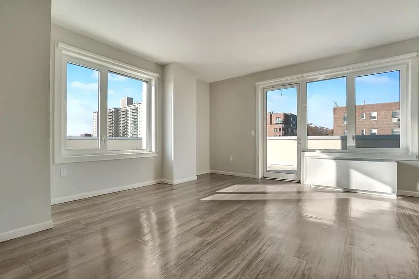 178-22 Hillside Avenue #703, Queens, NY 11432 apartment_living_room 1
