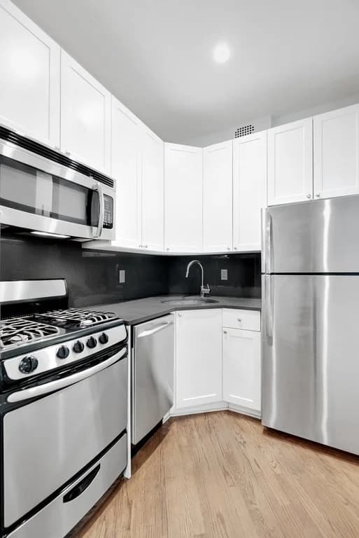 220 East 95 Street #2A, Manhattan, NY 10128 1