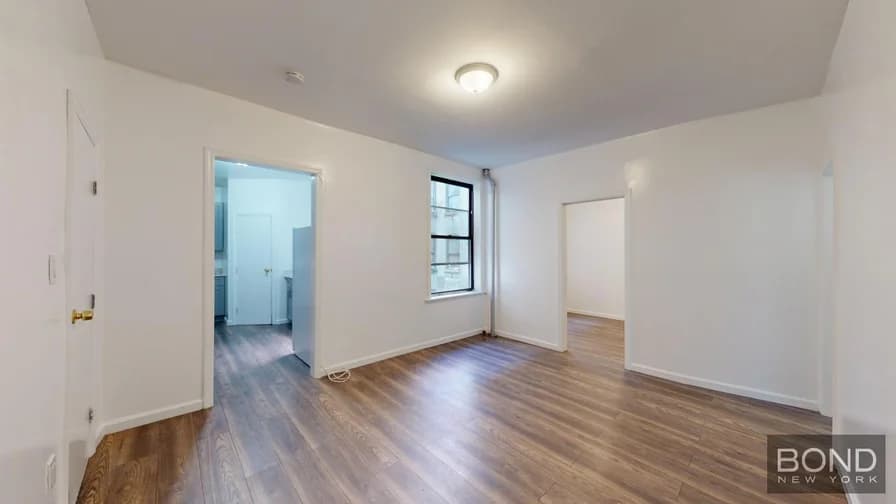 364 South 1 Street #11, Brooklyn, NY 11211 apartment_living_room 8
