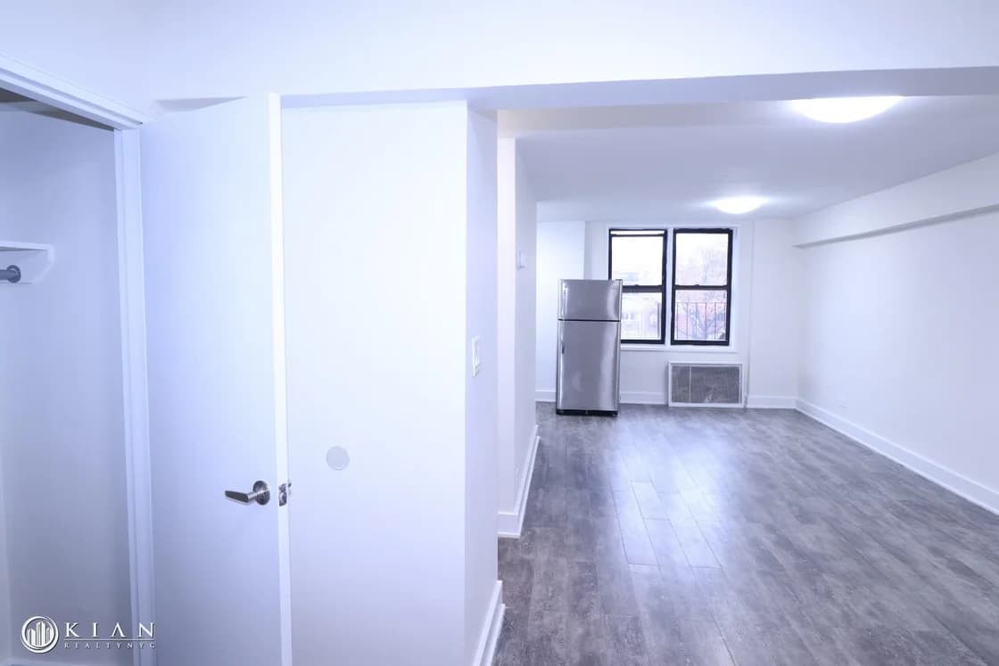 132-25 Maple Avenue #311/25, Queens, NY 11355 1