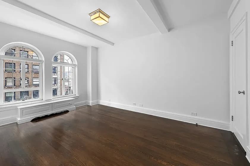115 West 86 Street #2E, Manhattan, NY 10024 apartment_living_room 1