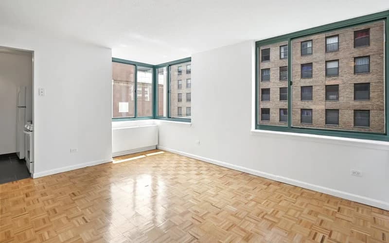 200 West 60 Street #6c, Manhattan, NY 10023 1