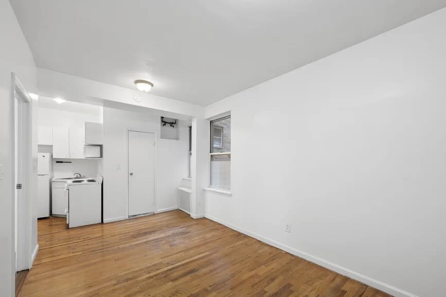320 East 49 Street #23, Manhattan, NY 10017 1
