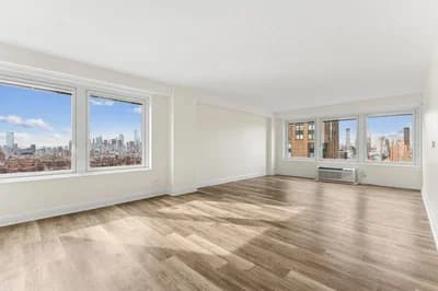 30 Waterside Plaza #40-27L, Manhattan, NY 10010