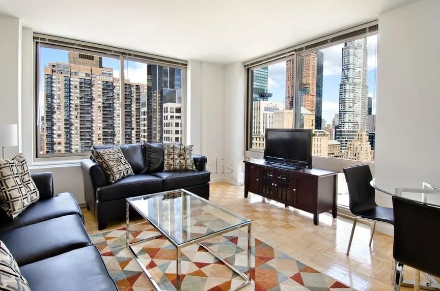 Marc 260 W 54 St #35D, Manhattan, NY 10019 1