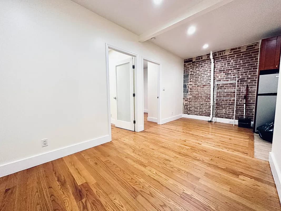 278 East 10 Street #1B, Manhattan, NY 10009 apartment_living_room 1