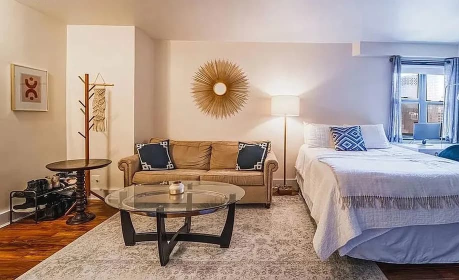 301 East 63 Street #16L, Manhattan, NY 10065 apartment_living_room 1