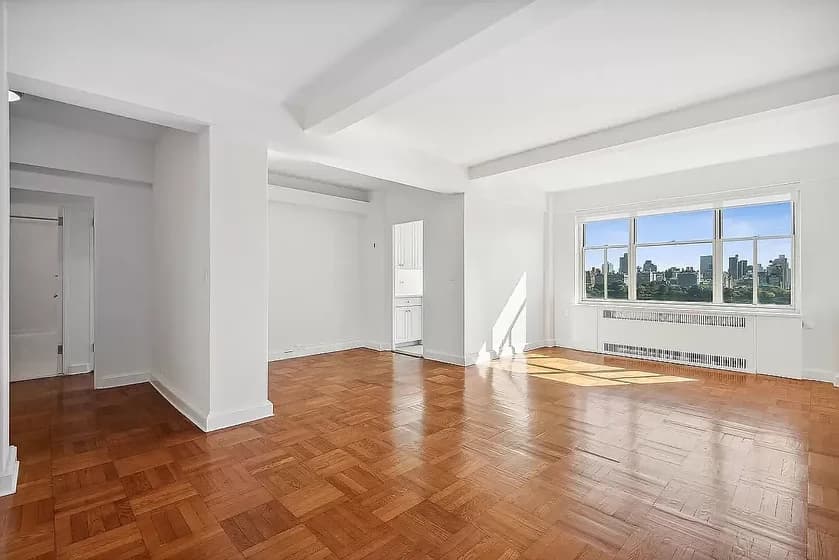 295 Central Park West #6E, Manhattan, NY 10024 apartment_living_room 1