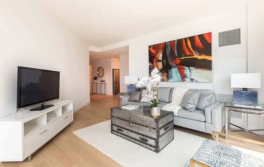 10 Halletts Point #2009, Queens, NY 11102 apartment_living_room 1