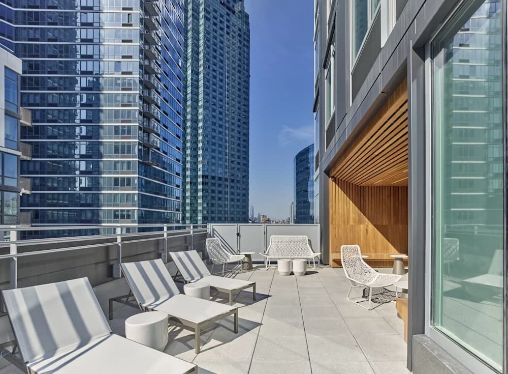 43-12 Hunter Street #1101, Queens, NY 11101 1