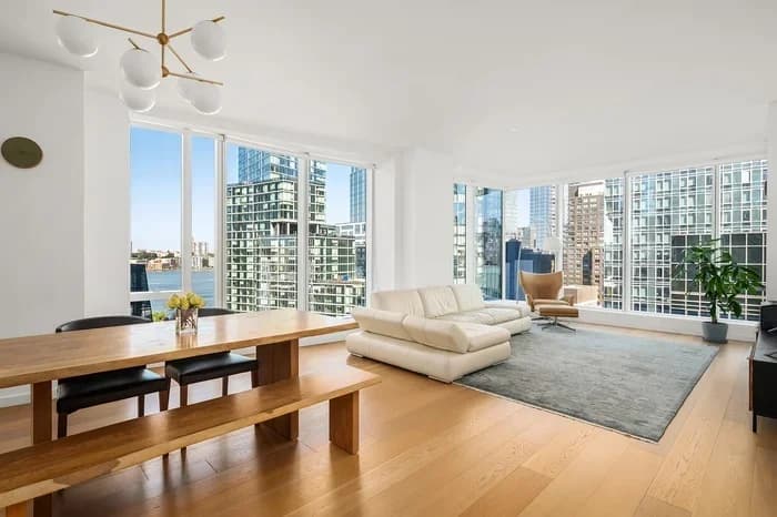 100 Freedom Pl S #12-A, Manhattan, NY 10023