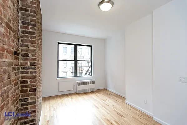 206 E 25 St #3FW, Manhattan, NY 10010