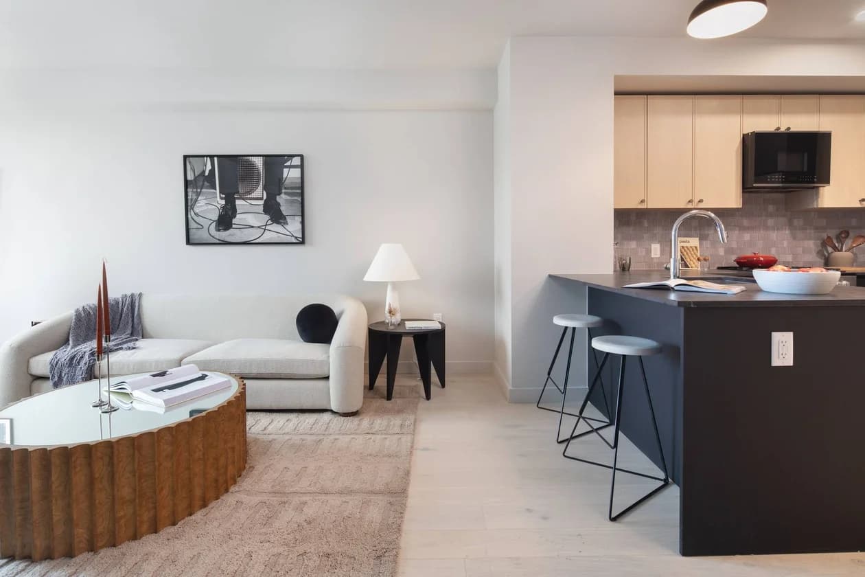 371 Vernon Ave #5111, Brooklyn, NY 11206 1