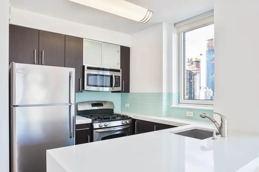 Townsend 350 West 37 Street #16H, Manhattan, NY 10018 apartment_kitchen 1