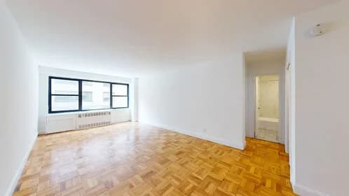 340 East 74 Street #2J, Manhattan, NY 10021