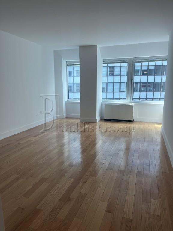200 Water St #1705, Manhattan, NY 10038