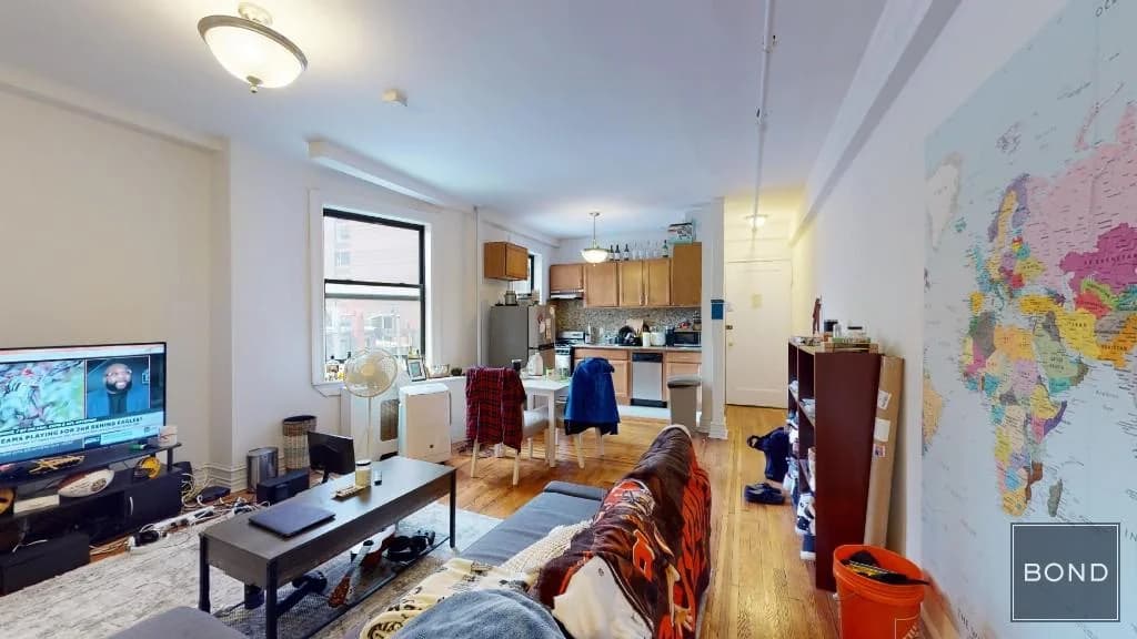 245 West 51 Street #603, Manhattan, NY 10019 1