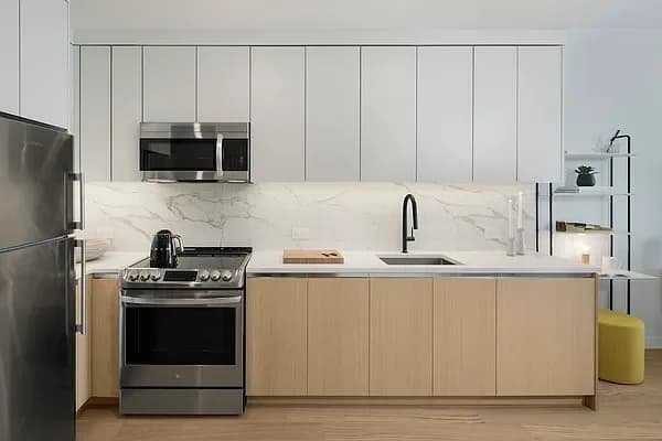 123 Linden Blvd #18U, Brooklyn, NY 11226