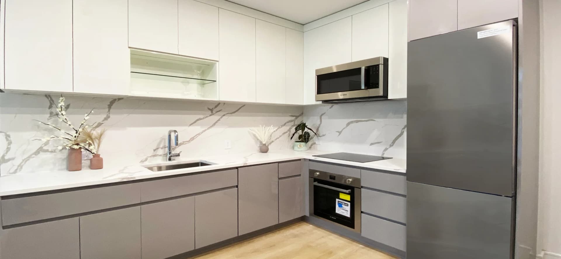 45-19 Davis Street #16I, Queens, NY 11101 1
