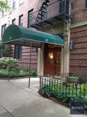 20 Pierrepont St #3B, Brooklyn, NY 11201
