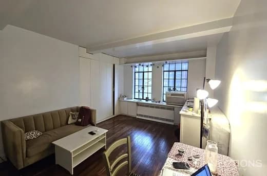 324 East 42 Street #1006, Manhattan, NY 10017
