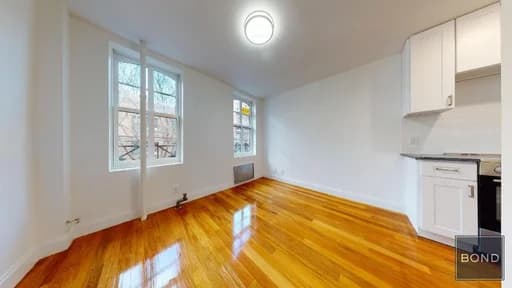 242 West 10 Street #31, Manhattan, NY 10014