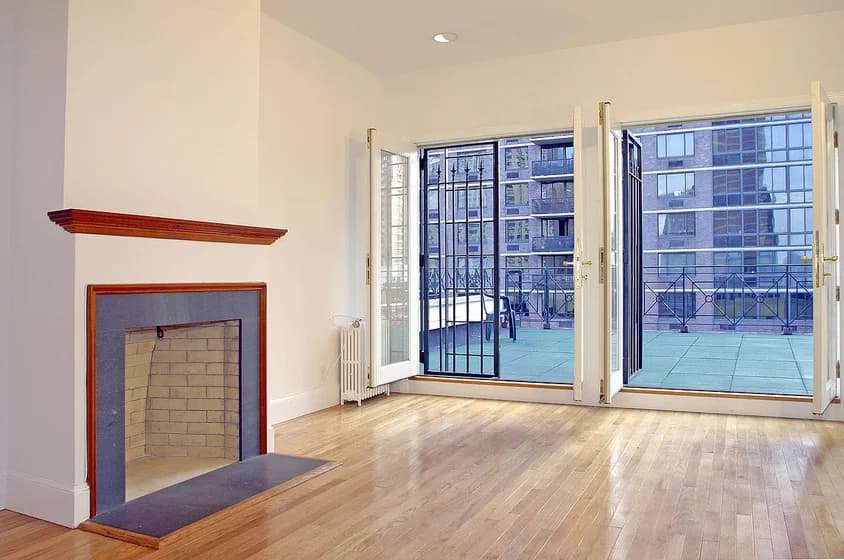1812 2 Avenue #6FPH, Manhattan, NY 10128 apartment_living_room 1
