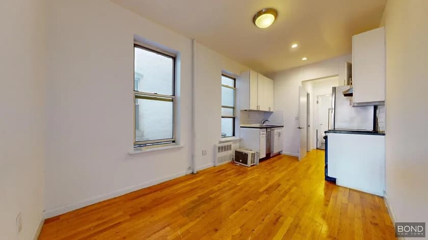 26 King Street #22, Manhattan, NY 10014