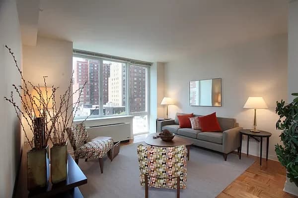 125 East 97 Street #11V, Manhattan, NY 10029 apartment_living_room 1