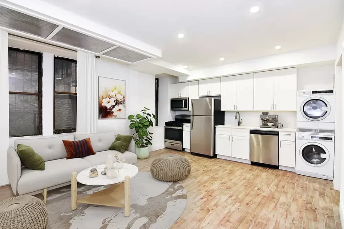 1469 St Nicholas Avenue #B1, Manhattan, NY 10033 apartment_living_room 1